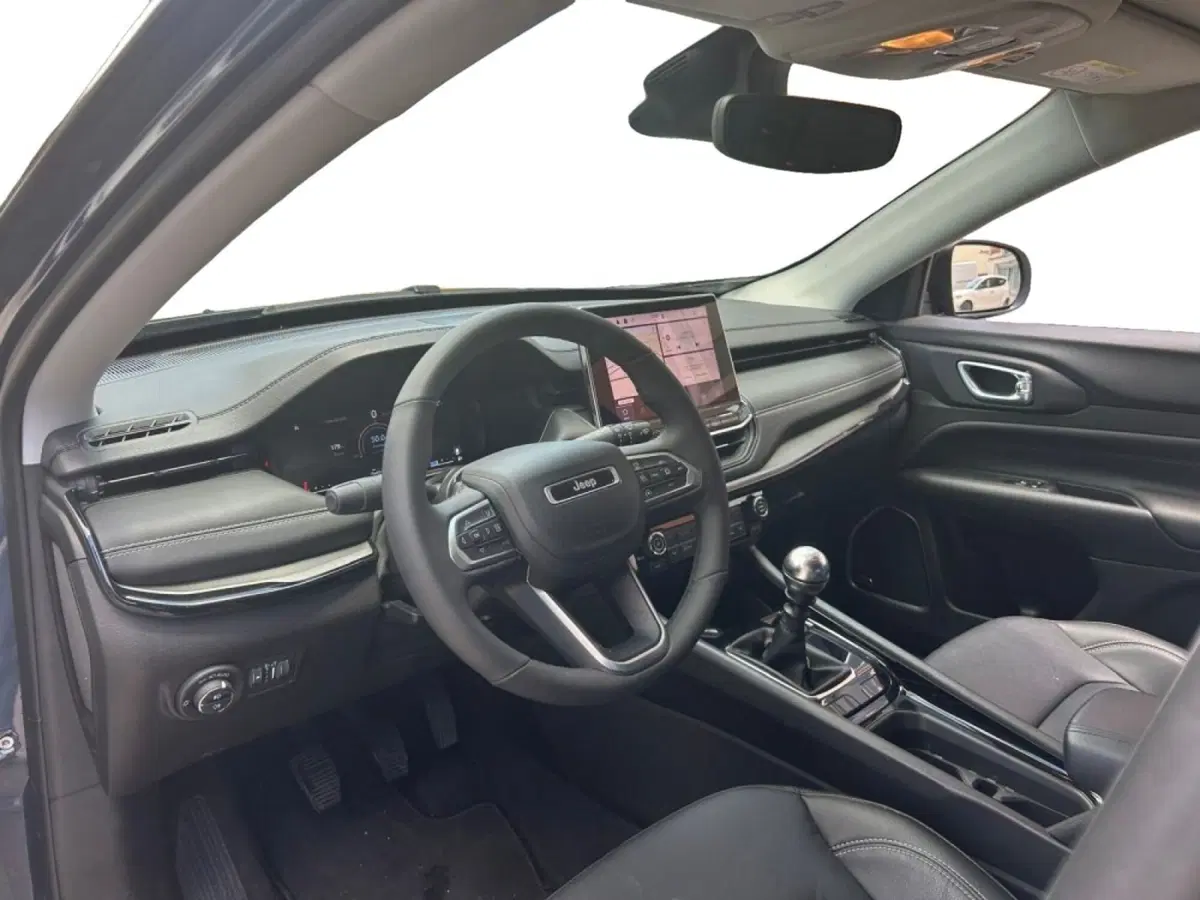 Jeep Compass usata a Salerno (8)