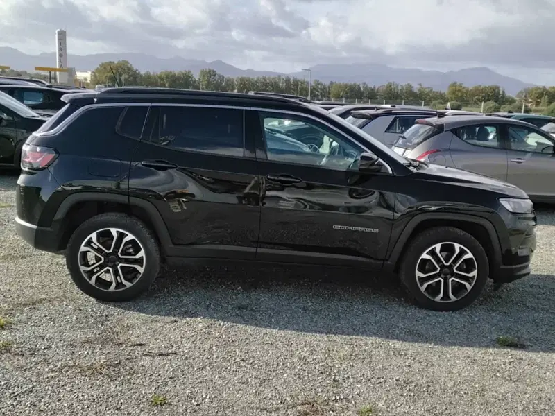 Jeep Compass usata a Salerno (18)