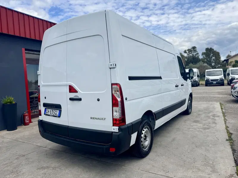 Renault Master Furgone usata a Salerno (10)