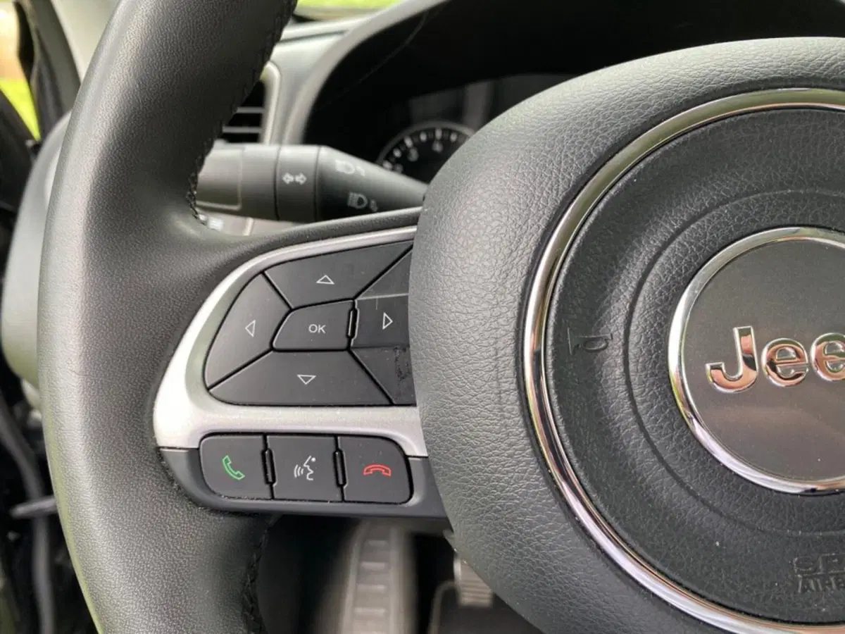 Jeep Renegade usata a Salerno (19)