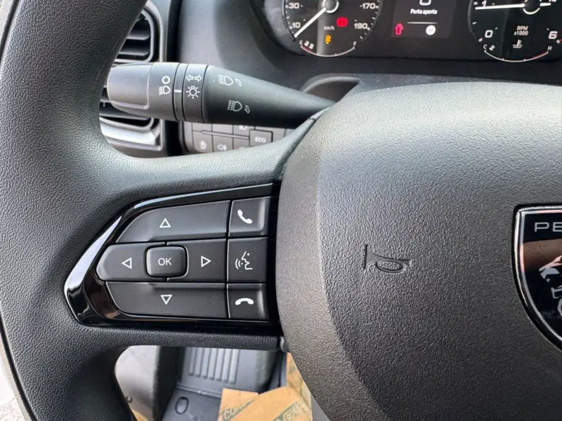 Peugeot Boxer Furgone nuova a Salerno (18)