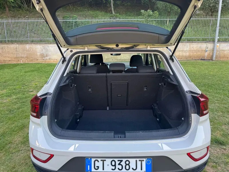Volkswagen T-Roc usata a Salerno (12)