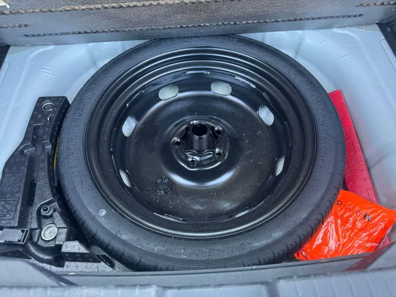 Volkswagen T-Roc usata a Salerno (13)