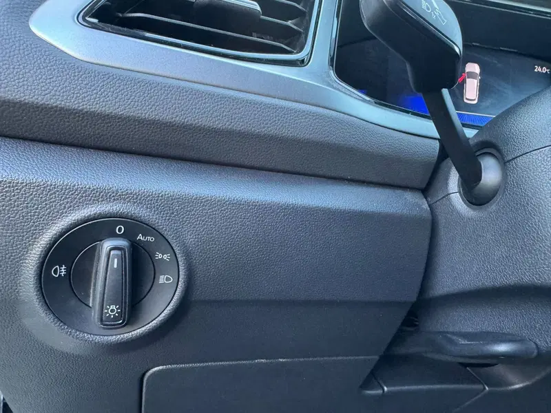 Volkswagen T-Roc usata a Salerno (17)