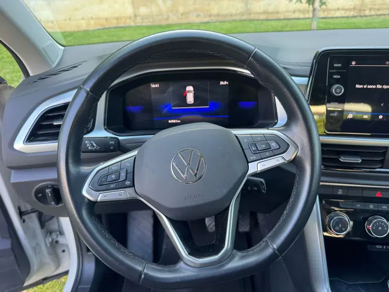 Volkswagen T-Roc usata a Salerno (18)