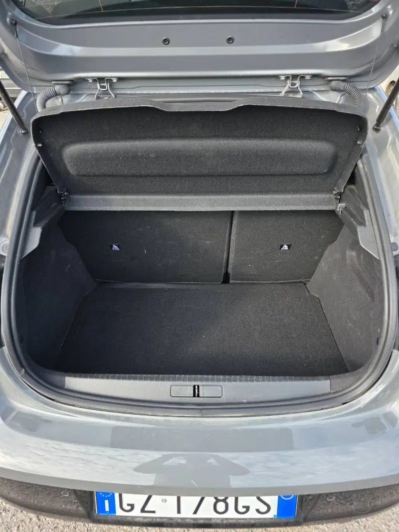 Peugeot 208 usata a Salerno (13)