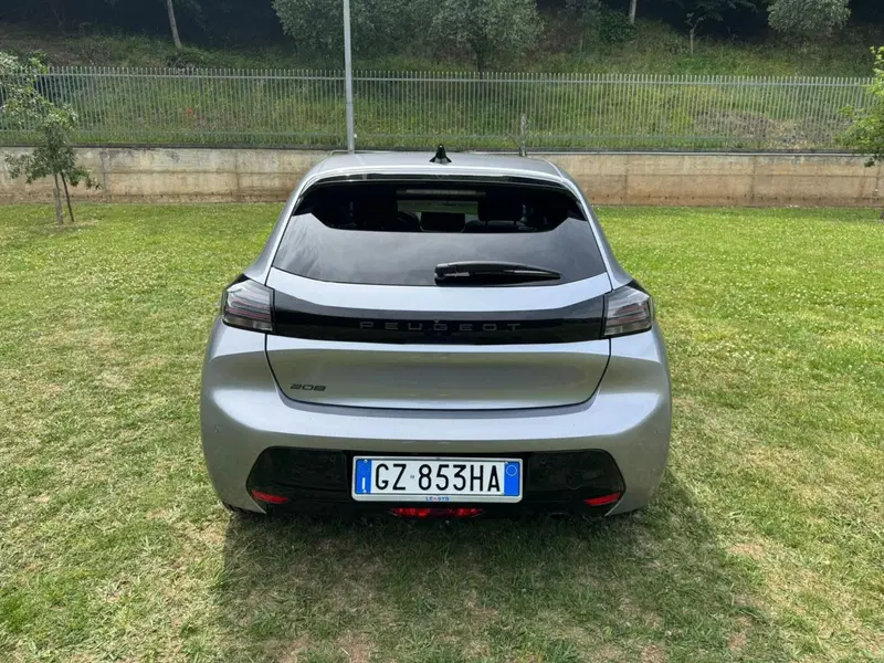 Peugeot 208 usata a Salerno (11)