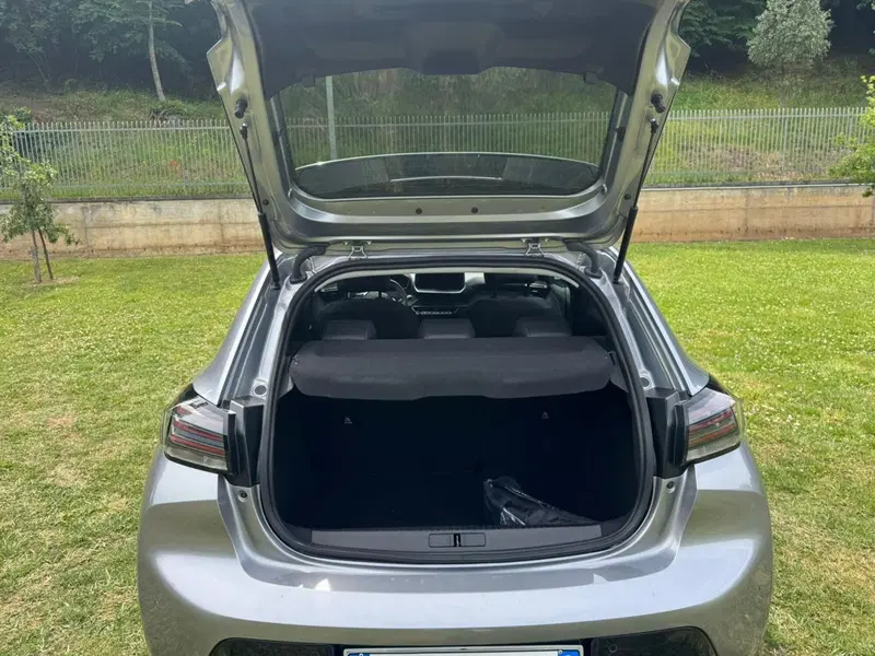 Peugeot 208 usata a Salerno (12)