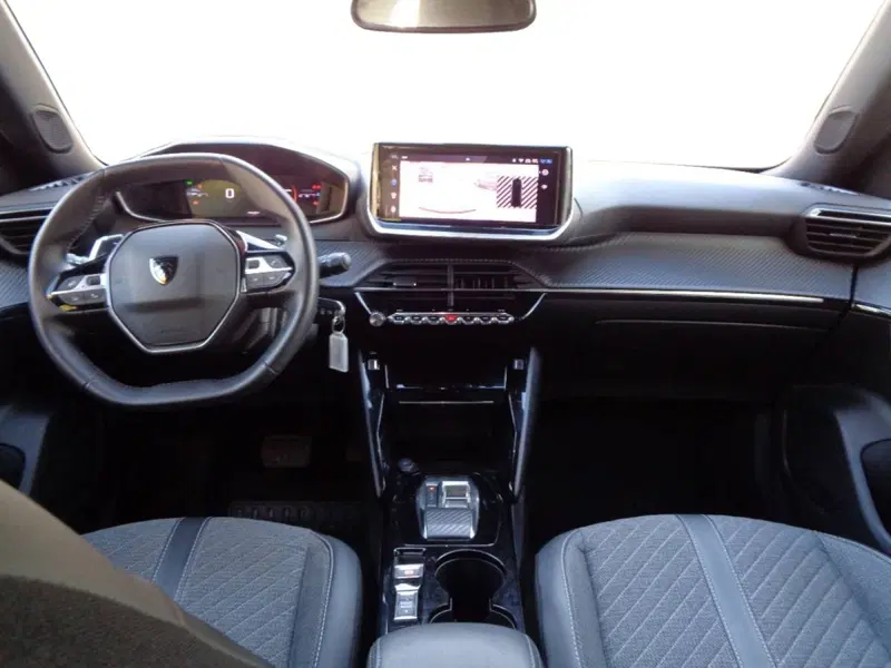 Peugeot 2008 usata a Salerno (5)