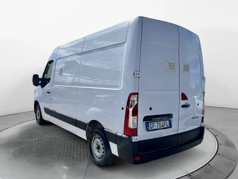Renault Master Furgone usata a Salerno (4)