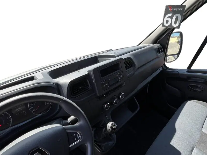 Renault Master Furgone usata a Salerno (5)