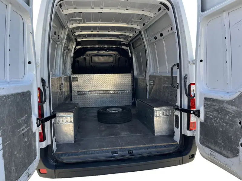 Renault Master Furgone usata a Salerno (8)