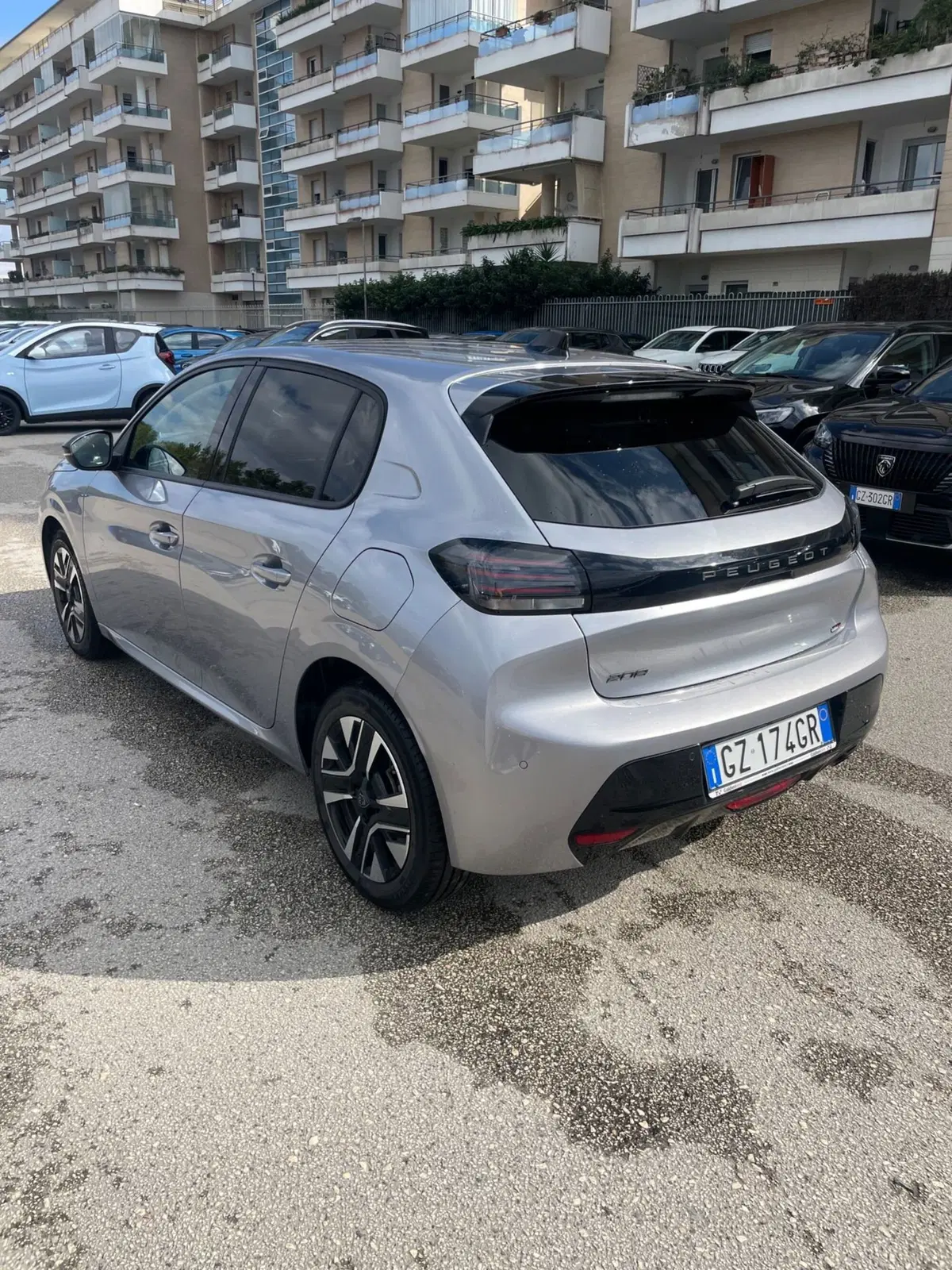 Peugeot 208 usata a Salerno (10)