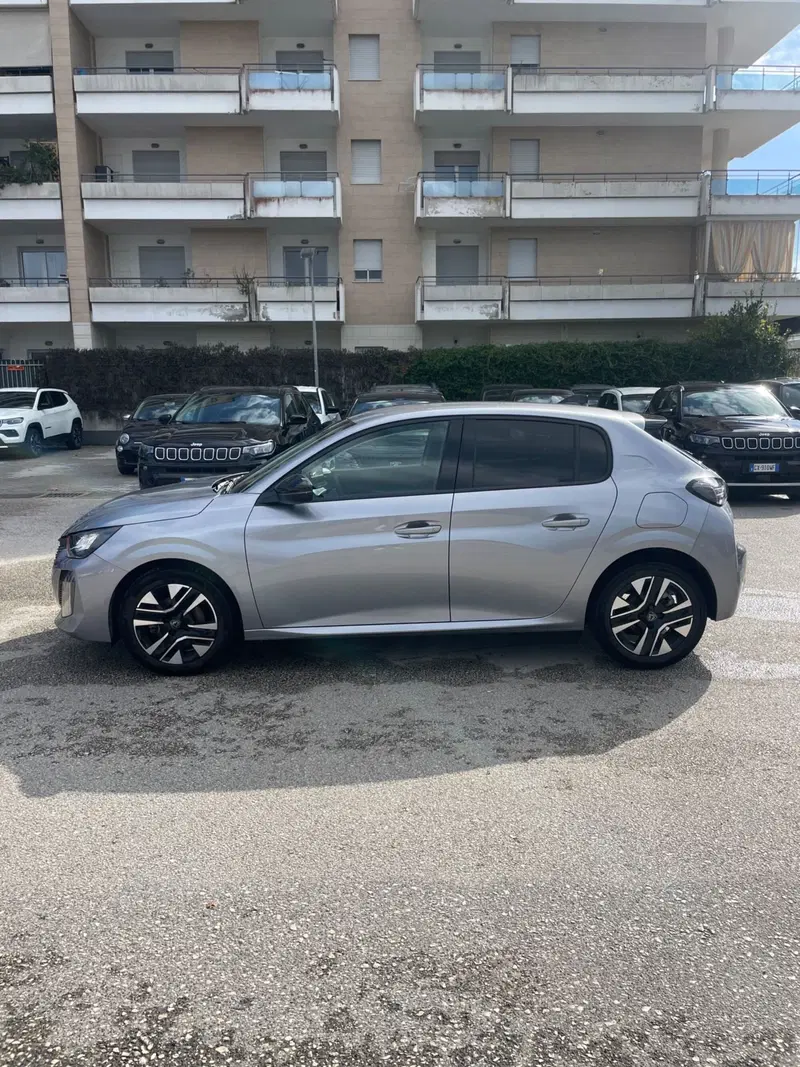 Peugeot 208 usata a Salerno (12)