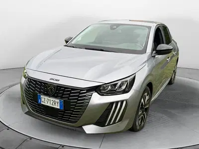 Peugeot 208 PureTech 100 Stop&amp;Start 5 porte Allure del 2025 usata a Fisciano