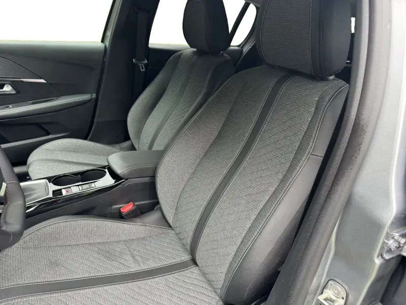 Peugeot 208 usata a Salerno (6)