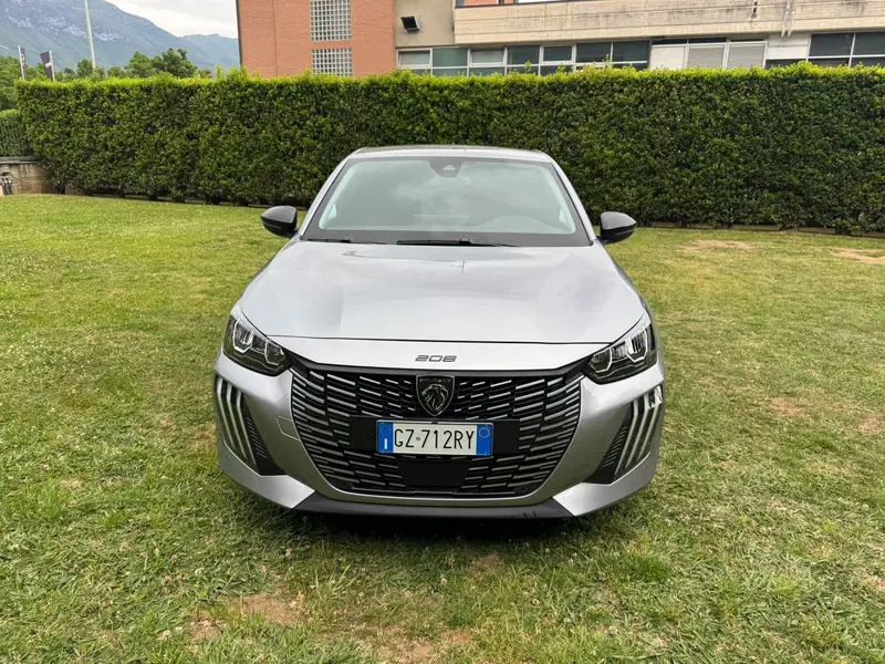 Peugeot 208 usata a Salerno (9)