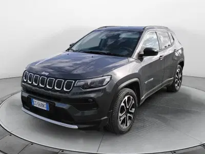 Jeep Compass 1.6 mjt Limited 2wd 130cv del 2024 usata a Fisciano