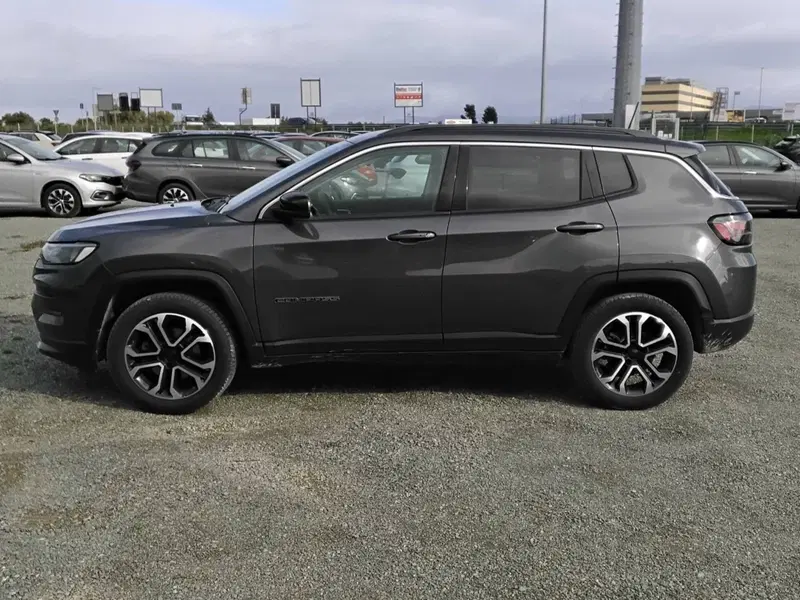 Jeep Compass usata a Salerno (13)