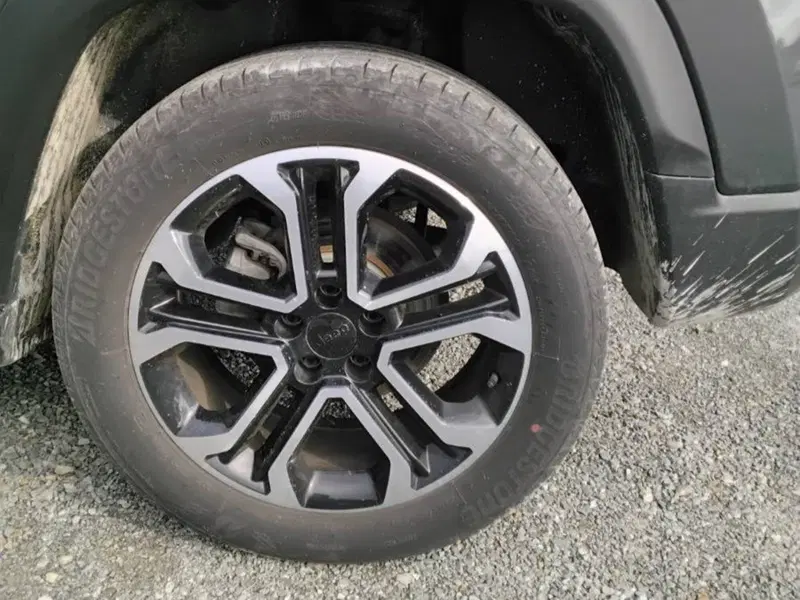 Jeep Compass usata a Salerno (20)