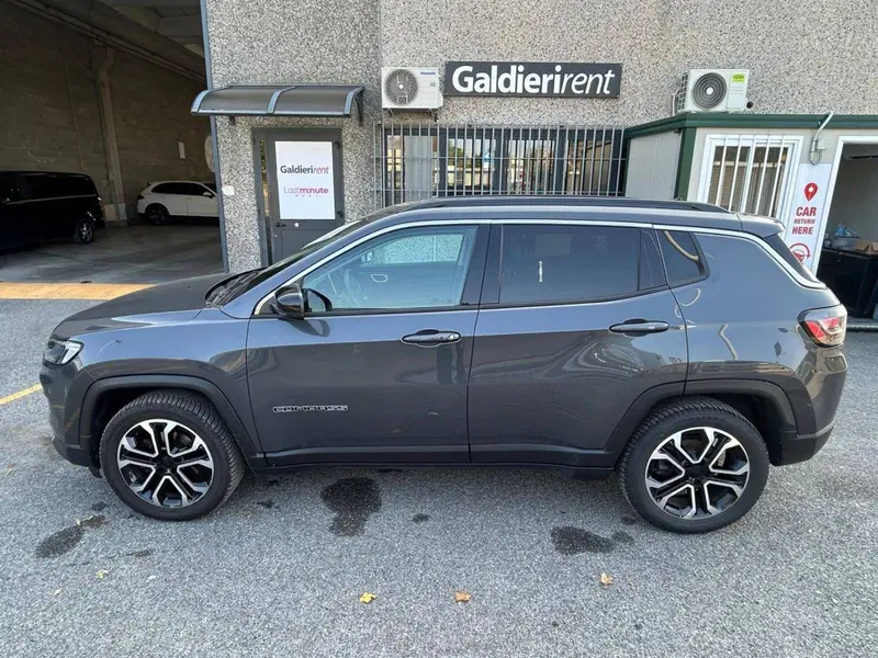 Jeep Compass usata a Salerno (11)