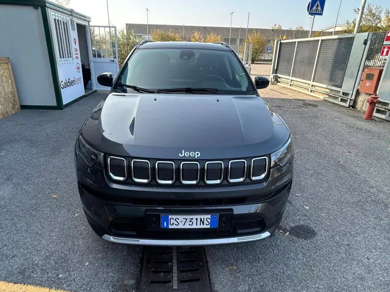 Jeep Compass usata a Salerno (9)