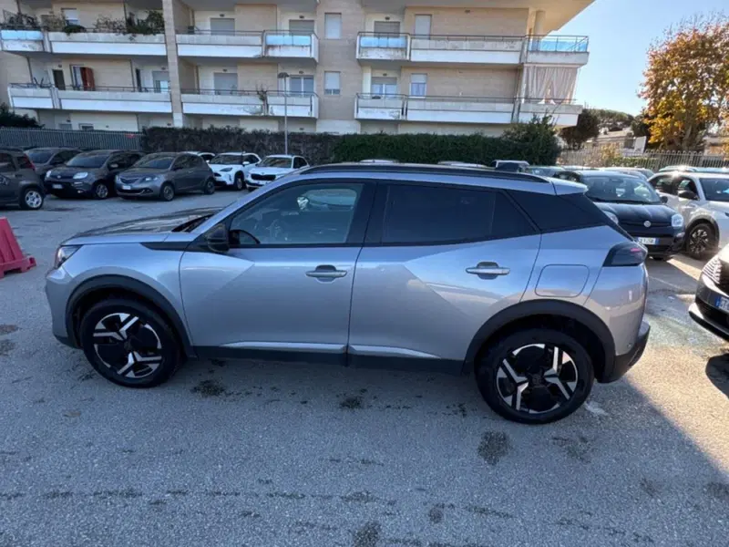 Peugeot 2008 usata a Salerno (11)