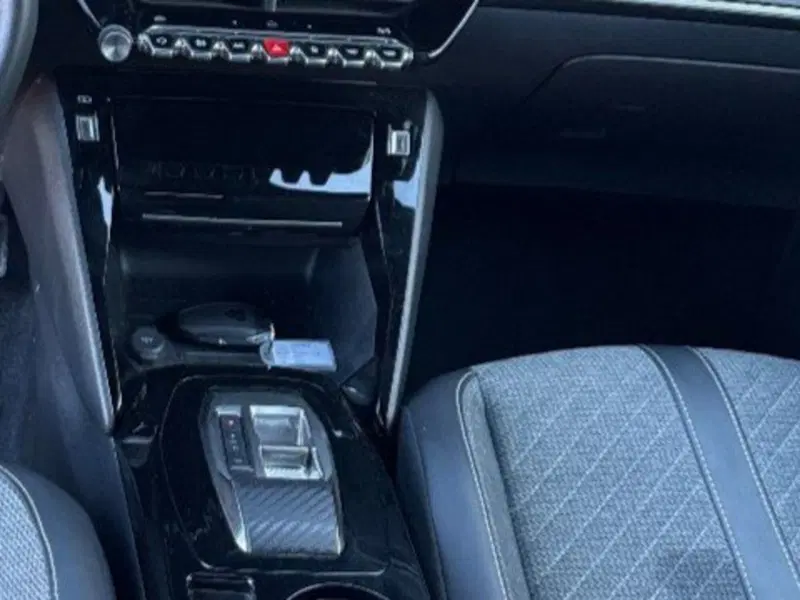 Peugeot 2008 usata a Salerno (16)