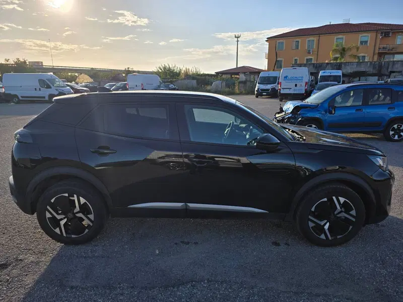 Peugeot 2008 usata a Salerno (11)