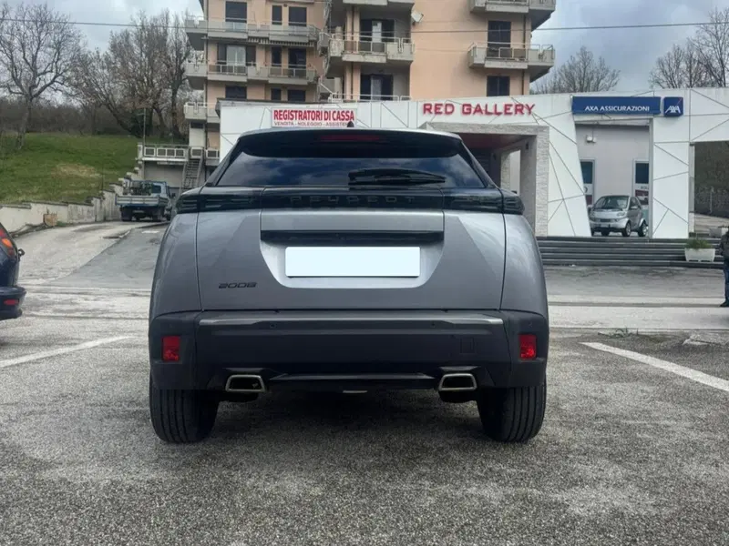 Peugeot 2008 nuova a Salerno (11)
