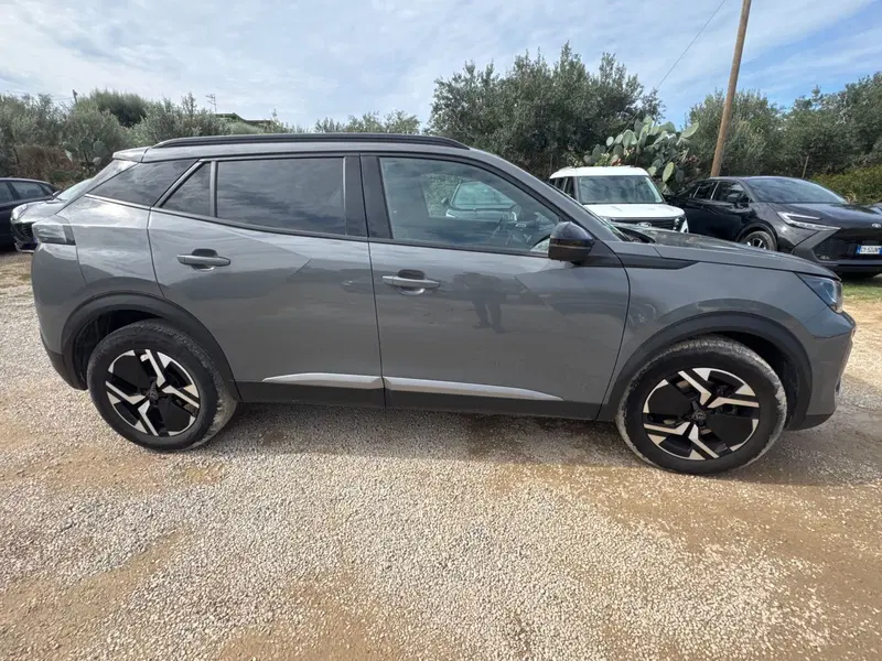 Peugeot 2008 usata a Salerno (11)