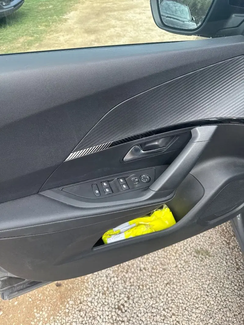 Peugeot 2008 usata a Salerno (15)