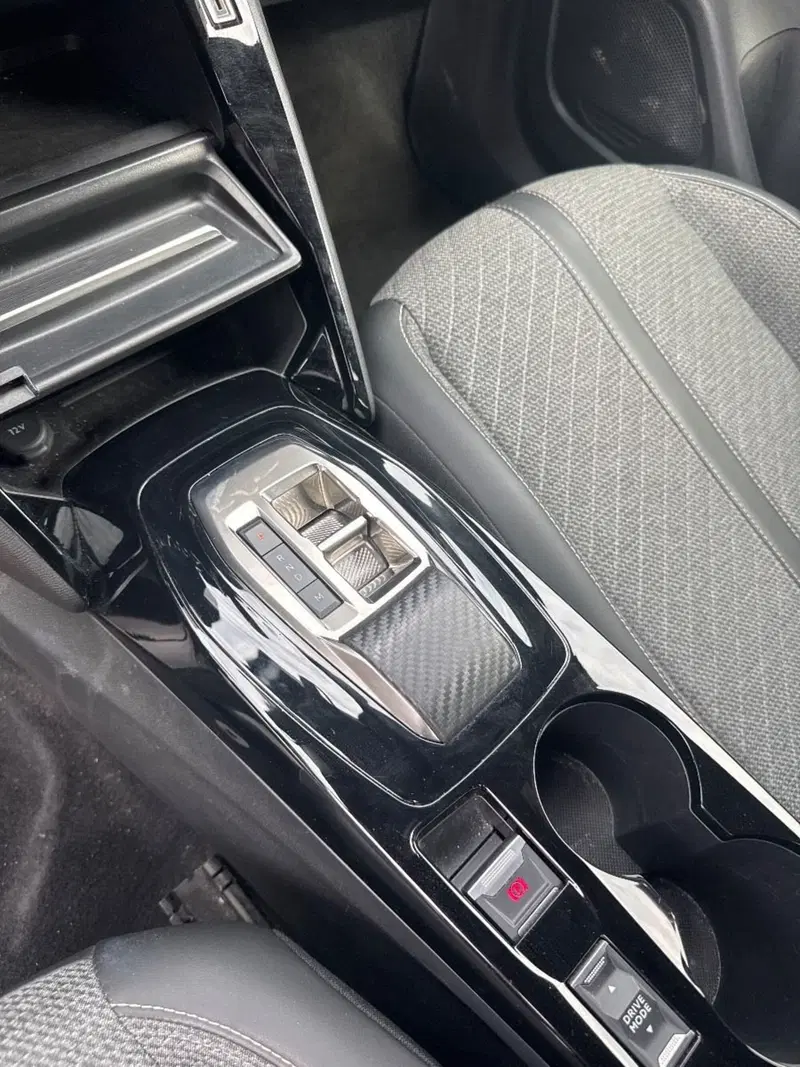 Peugeot 2008 usata a Salerno (16)