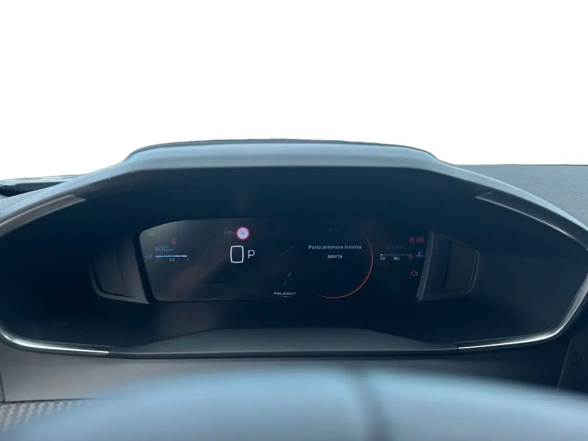 Peugeot 2008 usata a Salerno (6)