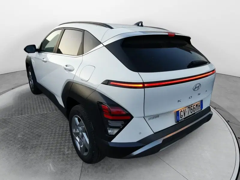 Hyundai Kona usata a Salerno (4)