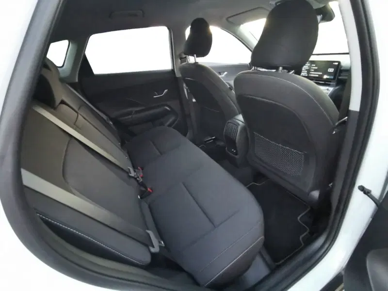 Hyundai Kona usata a Salerno (6)