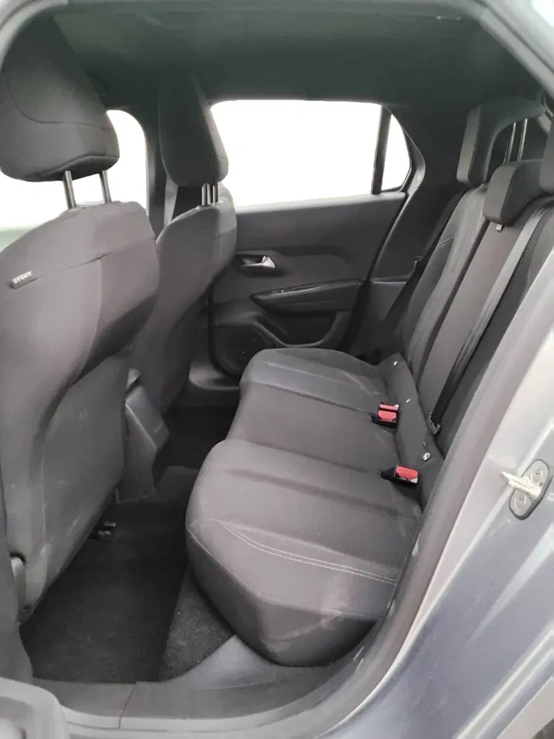 Lancia Ypsilon usata a Salerno (8)