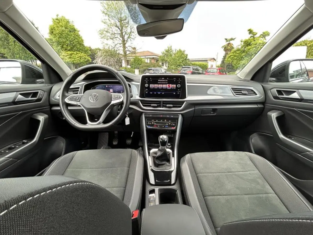 Volkswagen T-Roc usata a Cuneo (8)