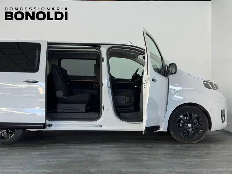 Toyota Proace Verso usata a Brescia (17)