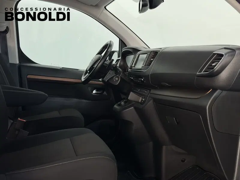 Toyota Proace Verso usata a Brescia (18)