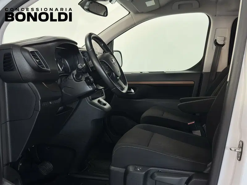 Toyota Proace Verso usata a Brescia (5)