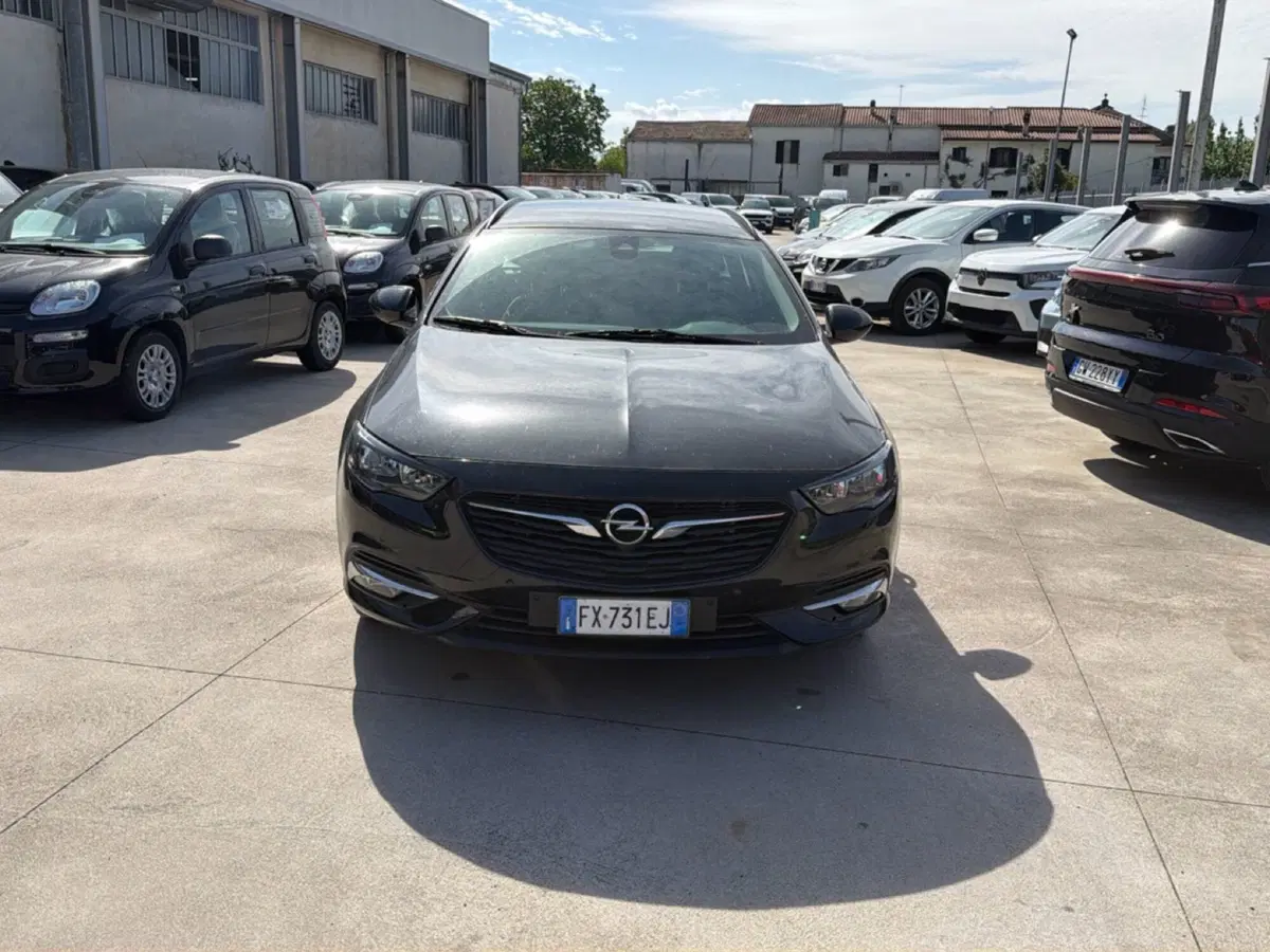 Opel Insignia Station Wagon nuova a Frosinone (5)