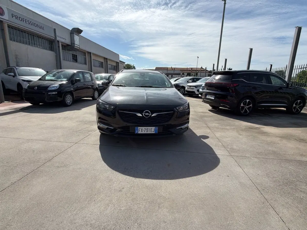 Opel Insignia Station Wagon nuova a Frosinone (7)
