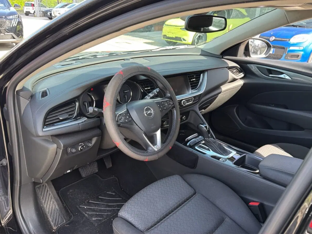 Opel Insignia Station Wagon nuova a Frosinone (9)