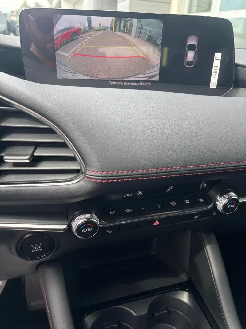 Mazda Mazda3 nuova a Frosinone (14)