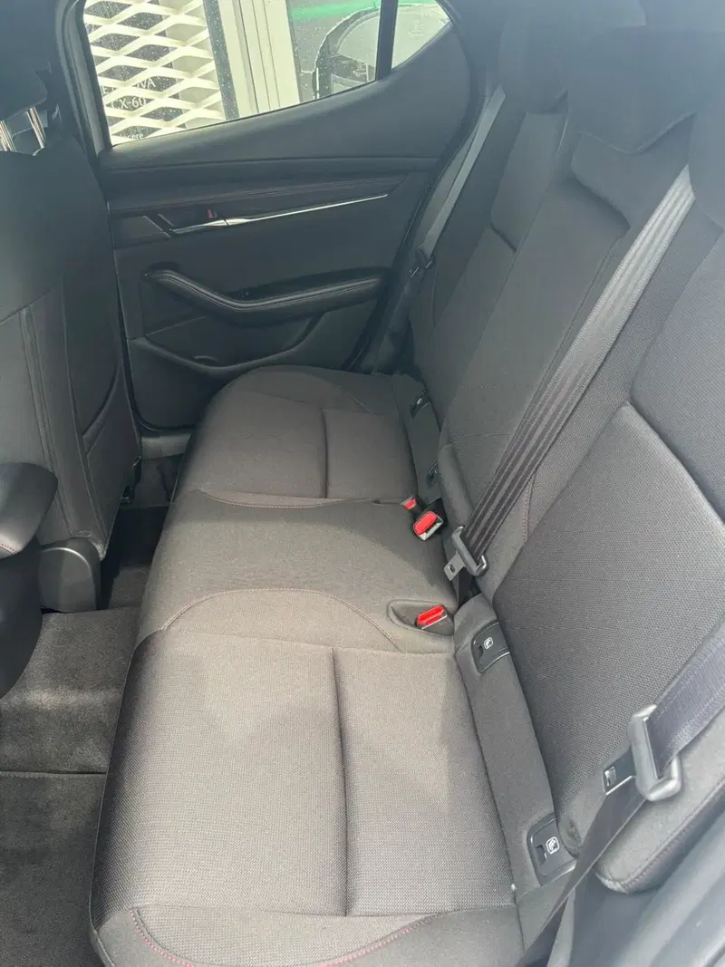 Mazda Mazda3 nuova a Frosinone (17)
