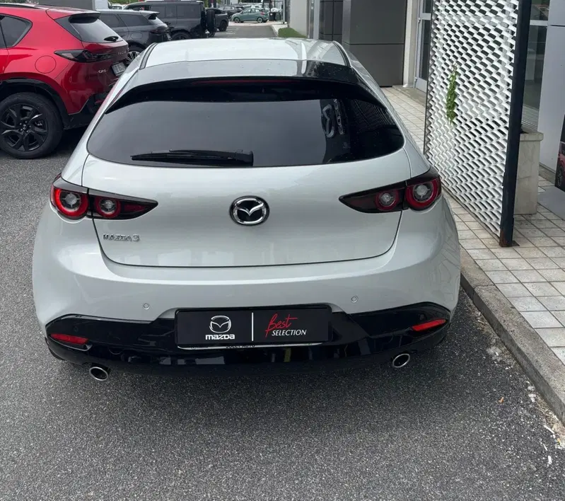 Mazda Mazda3 nuova a Frosinone (4)