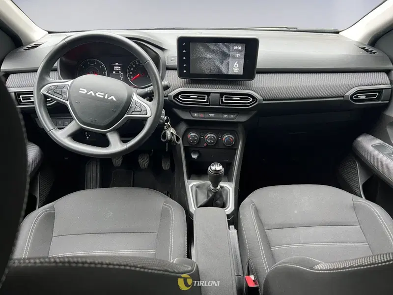 Dacia Sandero Streetway usata a Milano (13)