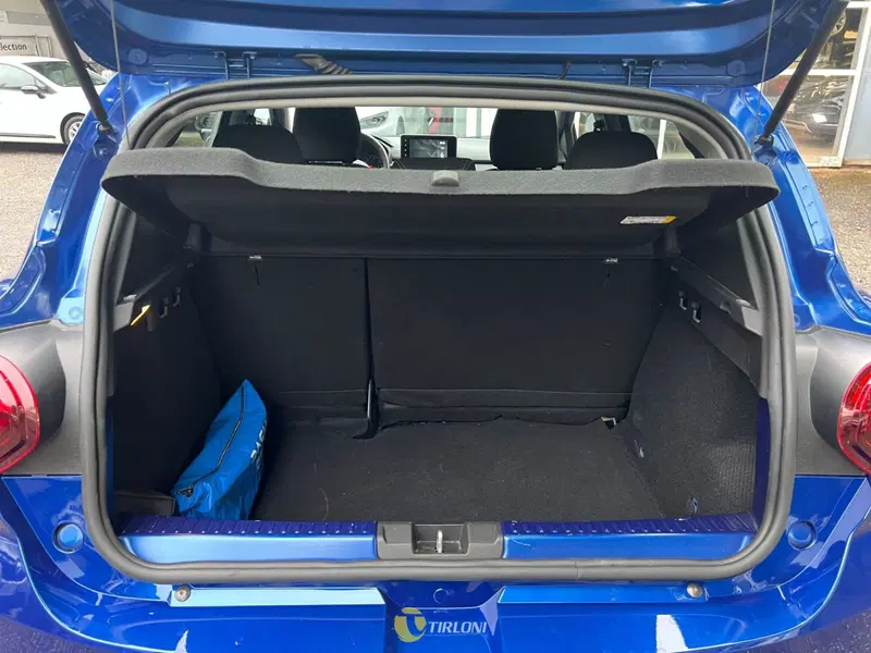Dacia Sandero Streetway usata a Milano (16)
