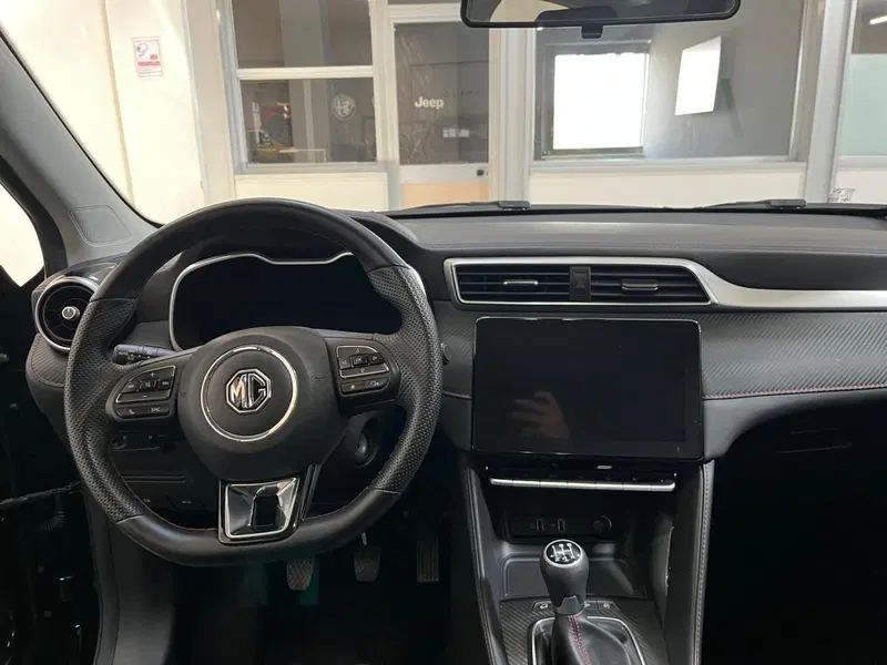 Mg ZS nuova a Lucca (11)